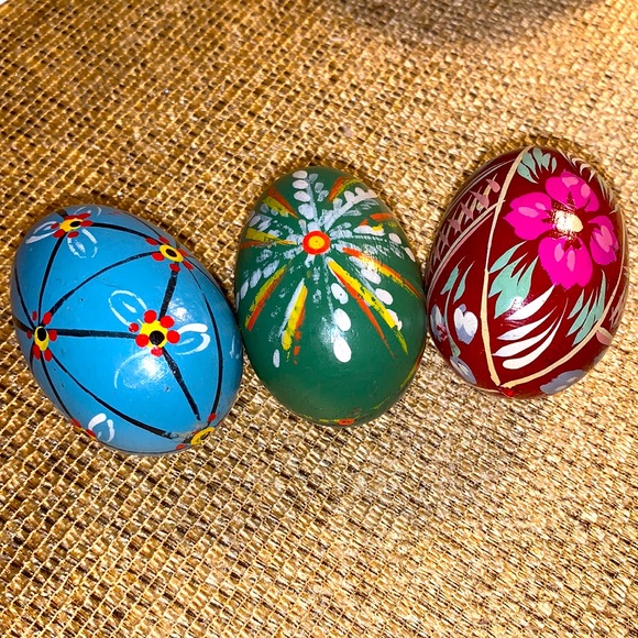 decorative Wood Egg 🐣 nwt handmade